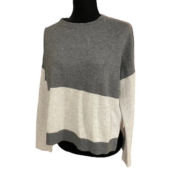 New DUFFY 100% Cashmere Lightweight Hi Low Sweater Small - Picture 1 of 7